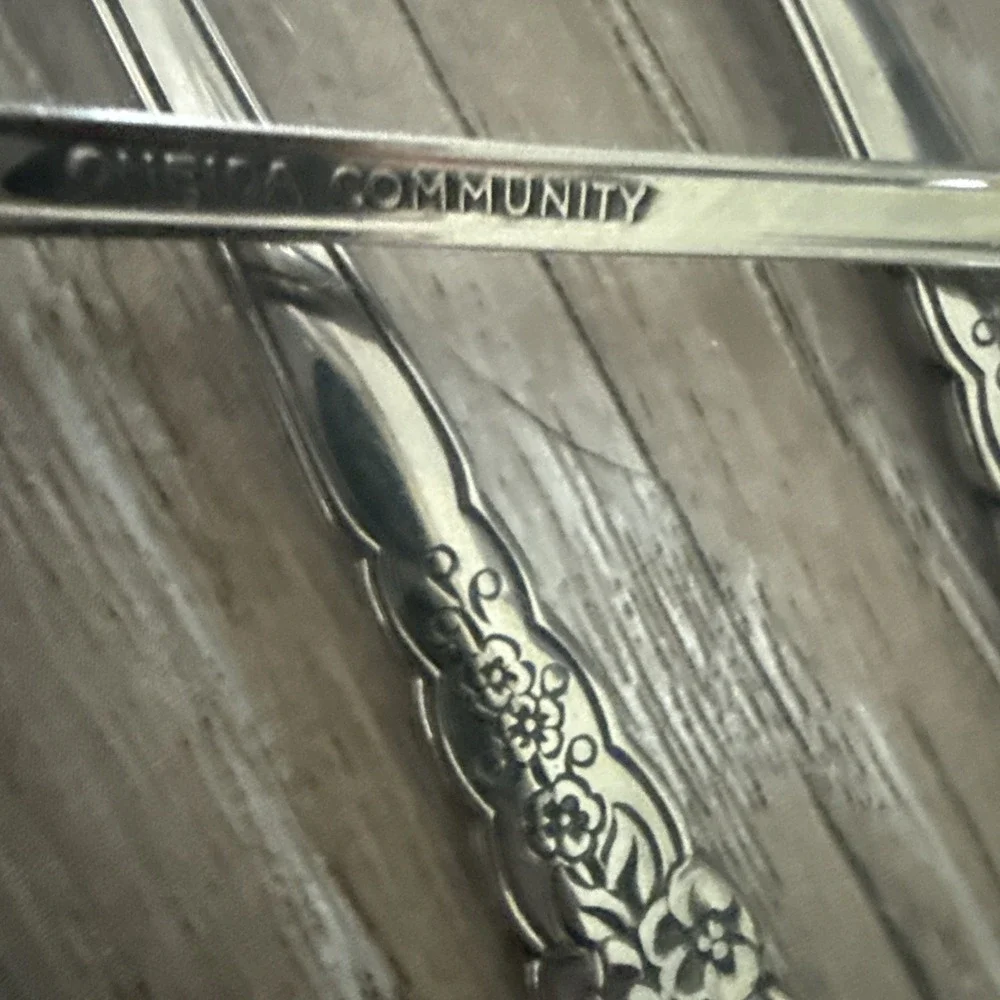 Oneida Community FLORAL GLEN Stainless Glossy Silverware Seafood Forks Set of 6‎